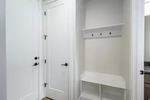 7056 W Terraine Rd, West Jordan, UT 84081 - Photo 11