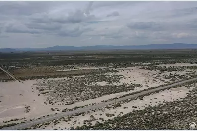 31 S 6 W, Beryl, UT 84714 - Photo 7