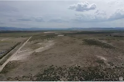 40 N 800 W, Beryl, UT 84714 - Photo 9