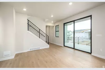 7048 W Terraine Rd #160, West Jordan, UT 84081 - Photo 9