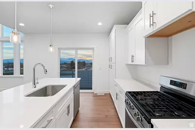 7355 S Dewmar Ct W #31, Midvale, UT 84047 - Photo 3