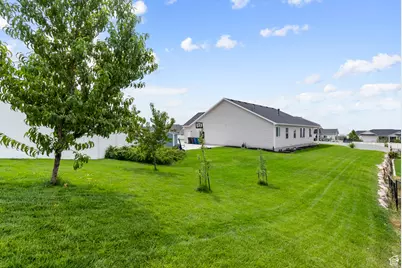 993 E 270 S, Smithfield, UT 84335 - Photo 37