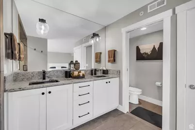 230 E Broadway #1209, Salt Lake City, UT 84111 - Photo 21