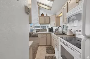 2990 E Riverside Dr, Saint George, UT 84790 - Photo 9