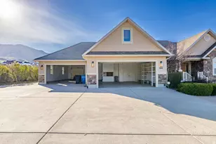 940 E Canyon Rd, Hyde Park, UT 84318 - Photo 59