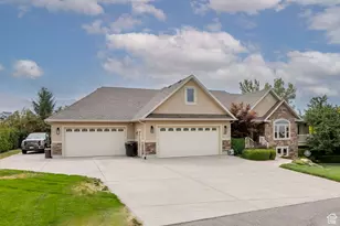 940 E Canyon Rd, Hyde Park, UT 84318 - Photo 3