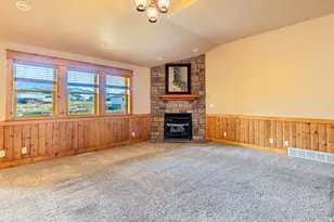 940 E Canyon Rd, Hyde Park, UT 84318 - Photo 7