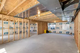 2384 E Spg St, Eagle Mountain, UT 84005 - Photo 21