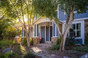 424 E Secret Cv Ct, Moab, UT 84532 - Photo 3