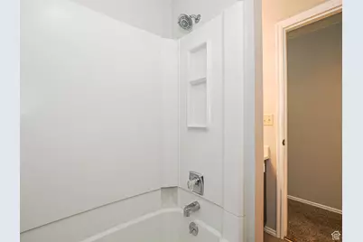 1817 W 7600 S #I204, West Jordan, UT 84084 - Photo 23