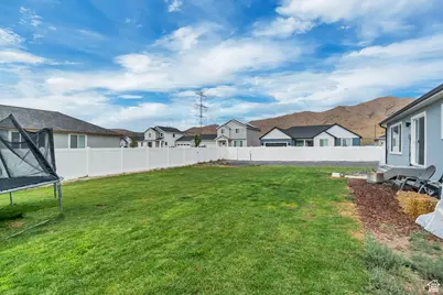 2415 E Boxwood Ln #616, Eagle Mountain, UT 84005 - Photo 7