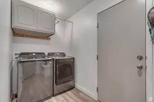 2415 E Boxwood Ln, Eagle Mountain, UT 84005 - Photo 15