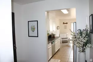 9144 S Peach Blossom Dr, Sandy, UT 84094 - Photo 7