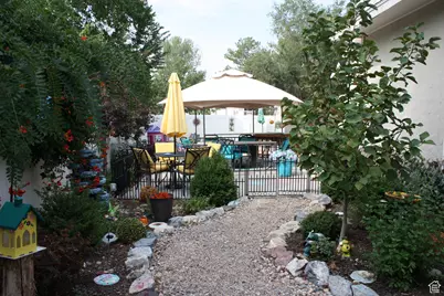 9144 S Peach Blossom Dr, Sandy, UT 84094 - Photo 29