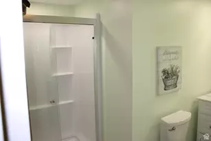 9144 S Peach Blossom Dr, Sandy, UT 84094 - Photo 23