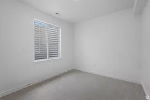 6043 W Snake River Dr S, Herriman, UT 84096 - Photo 21