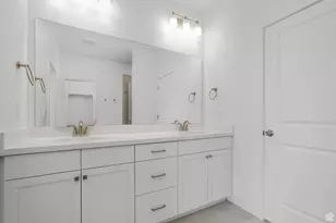 6043 W Snake River Dr S, Herriman, UT 84096 - Photo 13