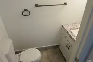 1113 E Country Hills Dr, Ogden, UT 84403 - Photo 11