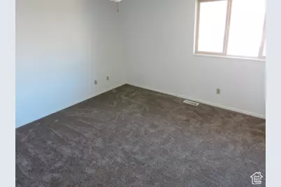 1113 E Country Hills Dr #G2, Ogden, UT 84403 - Photo 15
