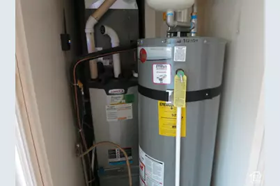 1113 E Country Hills Dr #G2, Ogden, UT 84403 - Photo 27