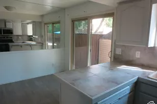 1113 E Country Hills Dr, Ogden, UT 84403 - Photo 9