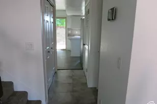 1113 E Country Hills Dr, Ogden, UT 84403 - Photo 13