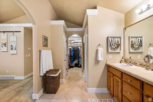 3028 W Wilkins Peak Ct, South Jordan, UT 84095 - Photo 23