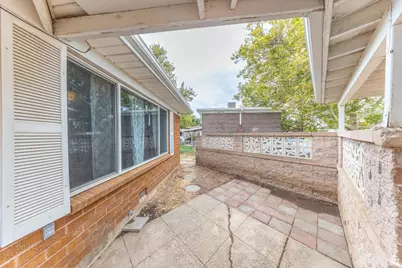 5810 S 2550 W, Roy, UT 84067 - Photo 9