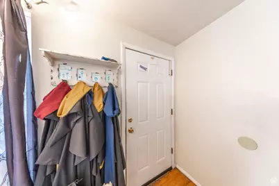 5810 S 2550 W, Roy, UT 84067 - Photo 21