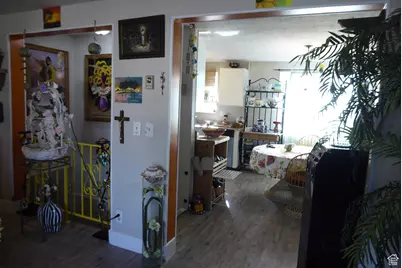 5278 S Kemp Dr W, Kearns, UT 84118 - Photo 3