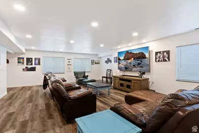 306 S Sunburst Dr, Layton, UT 84041 - Photo 21