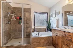 306 S Sunburst Dr, Layton, UT 84041 - Photo 15