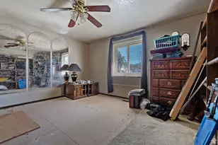 40 S 100 E, Fillmore, UT 84631 - Photo 37