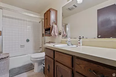 40 S 100 E, Fillmore, UT 84631 - Photo 23