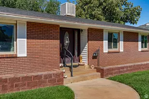 40 S 100 E, Fillmore, UT 84631 - Photo 3