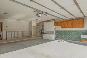 1581 E 6470 S, Murray, UT 84121 - Photo 43