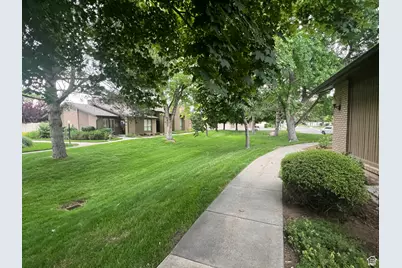 1581 E 6470 S, Murray, UT 84121 - Photo 7