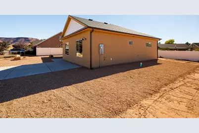 786 E Cedar Cir, Kanab, UT 84741 - Photo 27