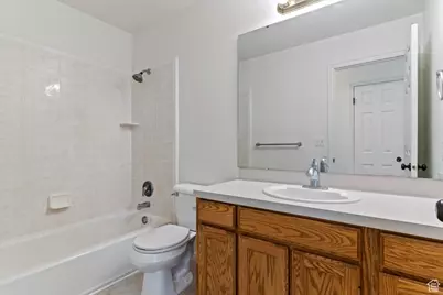 3867 Rungsted Cir, Syracuse, UT 84075 - Photo 17