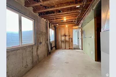 1174 W 1580 N, Clinton, UT 84015 - Photo 17