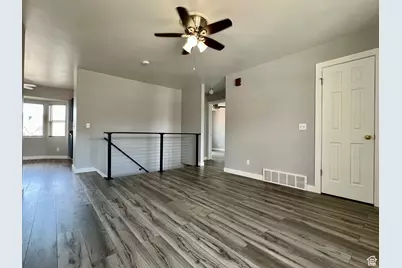 1174 W 1580 N, Clinton, UT 84015 - Photo 7