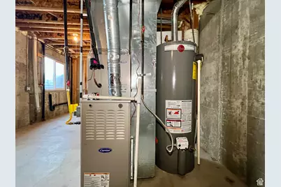 1174 W 1580 N, Clinton, UT 84015 - Photo 15