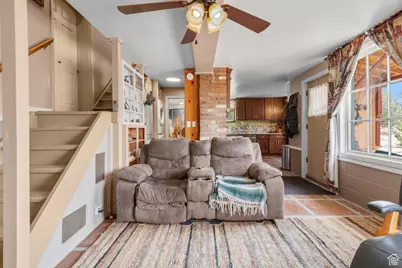 11450 N Pigeon Hollow Rd, Spring City, UT 84662 - Photo 9