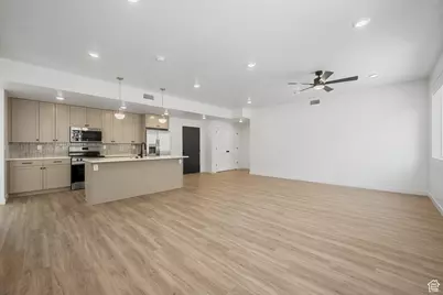 226 N Cliffside Dr #L300, Hurricane, UT 84737 - Photo 7