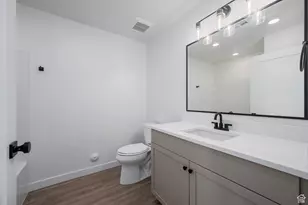 226 N Cliff Side Dr, Hurricane, UT 84737 - Photo 17