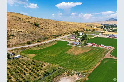 1275 S Morgan Dr, Morgan, UT 84050 - Photo 33