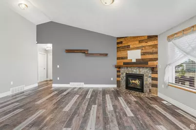 273 E Cherry St, Grantsville, UT 84029 - Photo 9