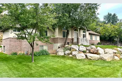 1935 E Deere Valley Dr N, Layton, UT 84040 - Photo 3