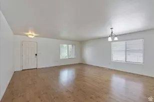 13887 S Lamont Lowell Cir W, Herriman, UT 84096 - Photo 9