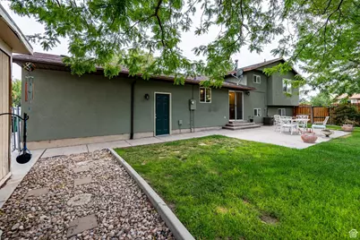 1352 W 8780 S, West Jordan, UT 84088 - Photo 33